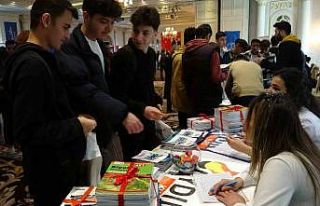 Üniversite tanıtım günlerine öğrencilerden yoğun...