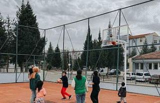 Uşak Üniversitesi’nin depremzedelere destekleri...