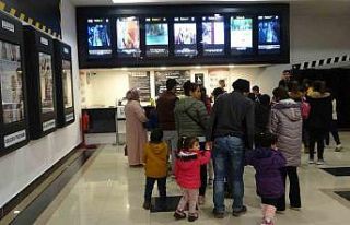 Uşak’ta 400 depremzede için moral etkinliği düzenlendi