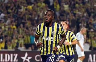 Valencia, Fenerbahçe formasıyla dalya diyecek