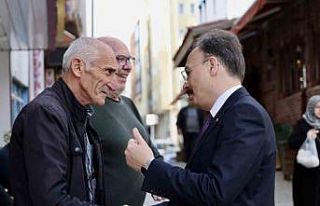 Vali Kızılkaya vatandaşların dertlerini dinledi