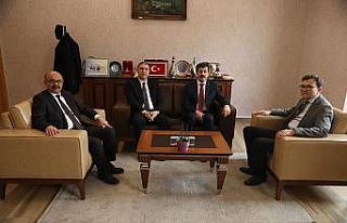 Vali Vekili Güney’den Rektör Tekin’e tebrik...