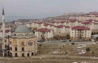 Vanlılar TOKİ’nin deprem konutlarında güvenle...