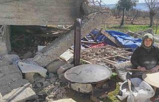 Yağmur Yardımlaşma Derneğinden deprem bölgesine...