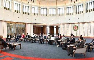 Yargıtay Başkanı Akarca, Hukuk Topluluğu Yönetim...