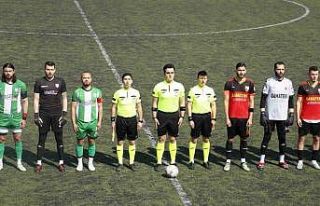 Yeşilçınar ligden düşmemek için sahada direniyor