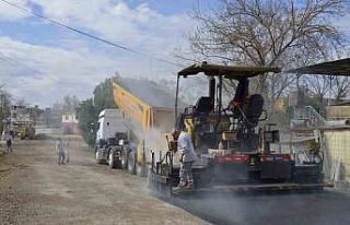 Yeşildere’de yeni caddeler asfaltlanıyor