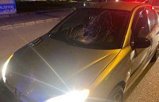 Yolun karşısına geçerken aracın çarptığı...