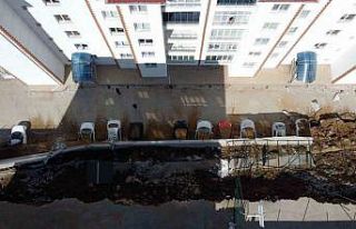 Yozgat’ta çöken istinat duvarının oluşturduğu...