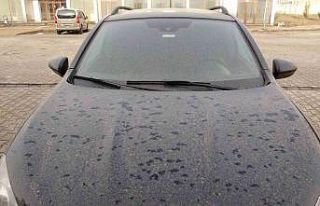 Yüksekova’da araçlar çamur altında kaldı