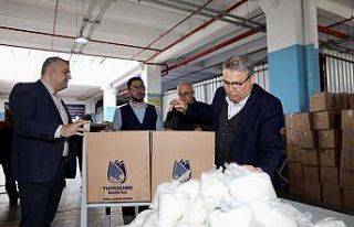 Yunusemre’de erzak kolileri hazır