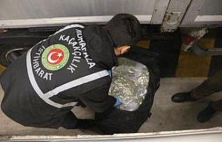 Zehir tacirlerine operasyon: 576 kilo uyuşturucu...