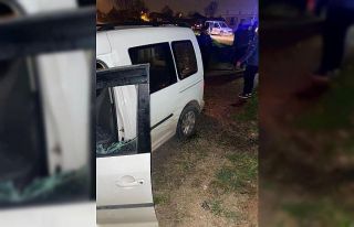 Ziraat Odası Başkanının bulunduğu araca keserli...