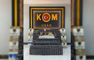 165 bin boş kaçak makaron ele geçirildi