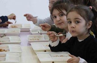 20 bin öğrenciye ücretsiz yemek veriliyor