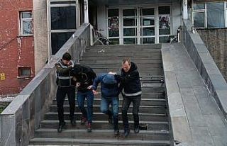 Ağrı’da telefon hırsızları tutuklandı