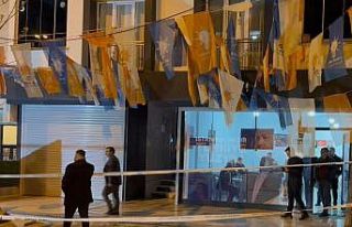 AK Parti Bahçelievler seçim bürosuna silahlı saldırı