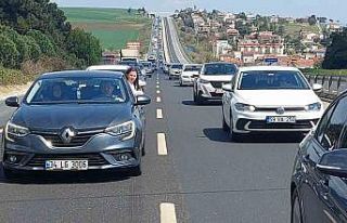 Akın akın geliyorlar: Trakya yollarında tatil yoğunluğu