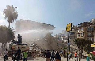 Alanya’da yıkım sırasında bina çöktü, yürekler...