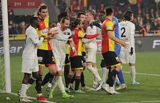 Altay ile Göztepe arasındaki 64. randevu