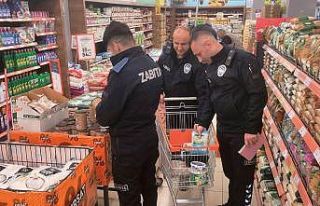 Altınova’da marketler denetlendi