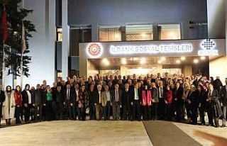Ankaralılar geleneksel iftarda buluştu