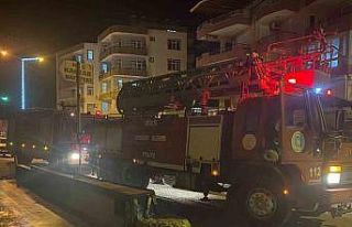 Antalya’da ev yangınında 1 kişi dumandan etkilendi