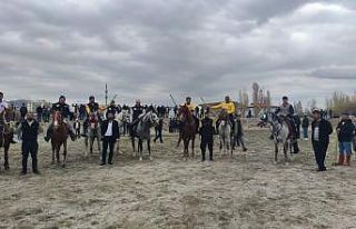 Aşkale cirit müsabakası nefes kesti