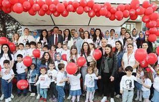 AtaÇocuklu miniklerin 23 Nisan coşkusu