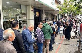 Aydın’da uzun tatlı kuyrukları oluştu