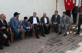 Bakan Akar’dan şehit çocuğuna duygulandıran...