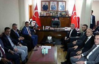 Bakan Nebati, MHP Mersin İl Başkanlığını ziyaret...