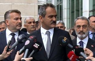 Bakan Özer: "Deprem bölgesinde eğitim verilmeyen...