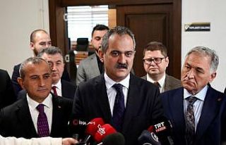 Bakan Özer: “Eğitime sadece temel ve ortaöğretim...