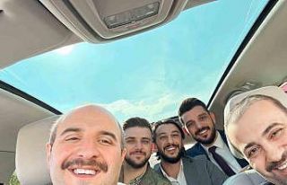 Bakan Varank ve Talus TOGG kamerasına poz verdi