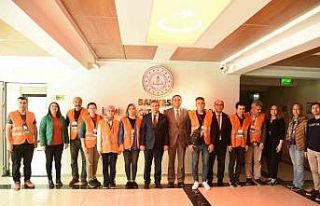 Balıkesir’den gönüllü öğretmenler Gaziantep’e...