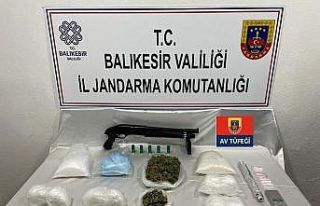 Bandırma’da uyuşturucu operasyonu 6 kişi gözaltına...