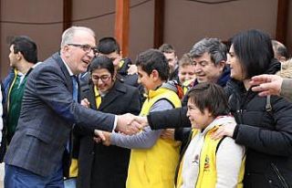 BARÜ, otizmli çocuklar ve aileleriyle dayanışma...