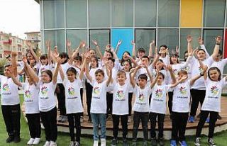 Başkan Çolakbayrakdar: "Tüm dünya çocuklarının...