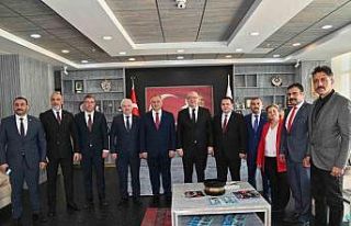 Başkan Ergün, MHP Manisa Milletvekili Adaylarını...