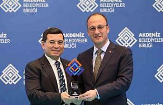 Başkan Örki 5. kez encümen üyeliğine seçildi