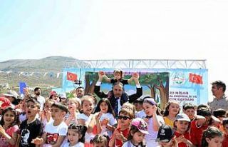 Başkan Yalçın’ın 23 Nisan Mesajı