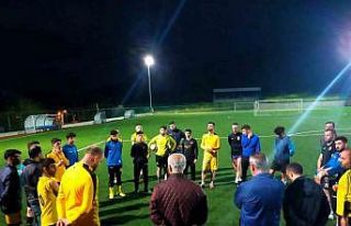 Başkan Yaman Bayırköy Belediyespor’un antrenmanını...