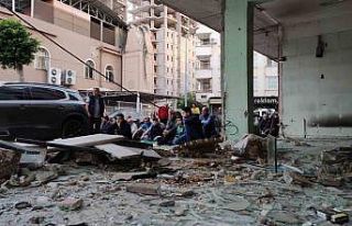 Bayram namazını yıkılması için boşaltılan...