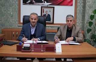 Belediye işçilerinin toplu iş sözleşmesi imzalandı