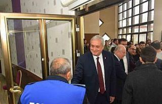 Belediye personeliyle bayramda bir araya geldi