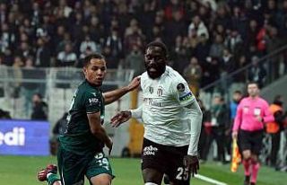 Beşiktaş, Arthur Masuaku’nun bonservisini aldı