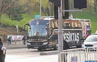 Beşiktaş derbi için stada giriş yaptı