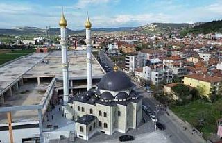 Bigadiç Merkez Camii Kadir Gecesi’nde ibadete açıldı