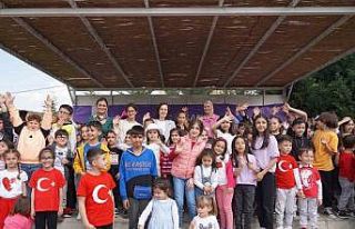 Bilecik’te binlerce çocuk "23 Nisan"...
